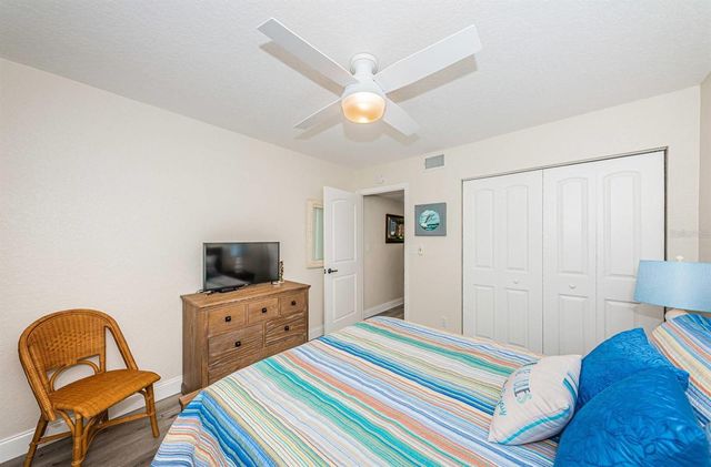 6105 BAHIA DEL MAR CIRCLE 287, St Petersburg, FL 33715