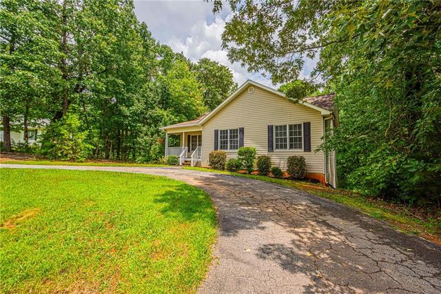 63 Wild Ridge Lane, Dahlonega, GA 30533