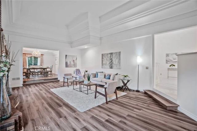 1136 Columbia, Arcadia, CA 91007