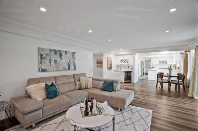 1136 Columbia, Arcadia, CA 91007