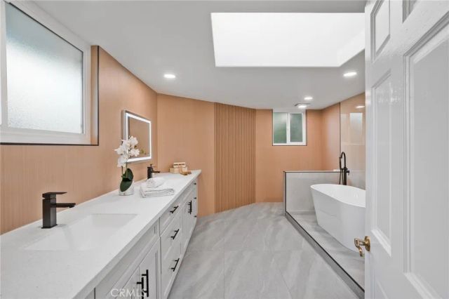 1136 Columbia, Arcadia, CA 91007