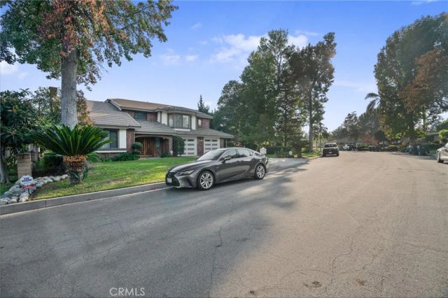1136 Columbia, Arcadia, CA 91007