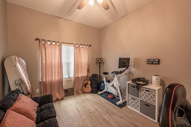 704 Liberty St, Bullard, TX 75757