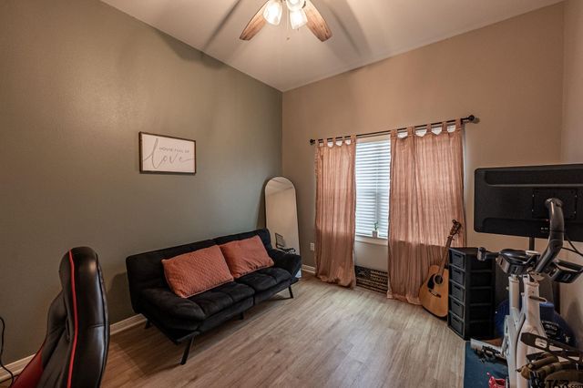 704 Liberty St, Bullard, TX 75757