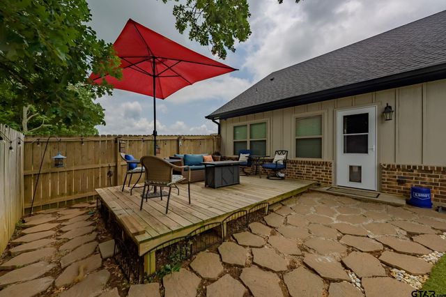 704 Liberty St, Bullard, TX 75757
