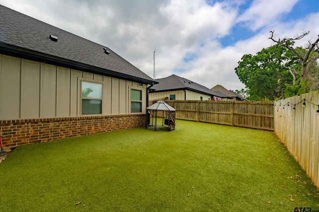 704 Liberty St, Bullard, TX 75757