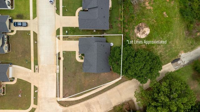 704 Liberty St, Bullard, TX 75757