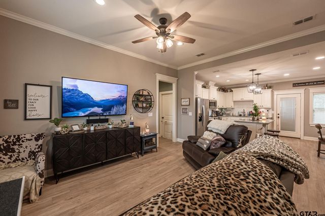 704 Liberty St, Bullard, TX 75757