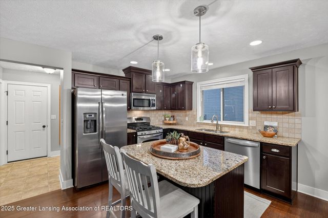 5187 Twinging Drive, Okemos, MI 48864