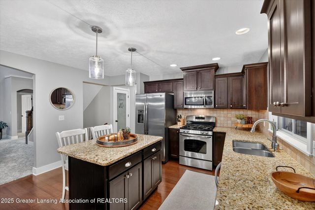 5187 Twinging Drive, Okemos, MI 48864