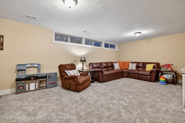 5187 Twinging Drive, Okemos, MI 48864