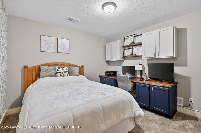 5187 Twinging Drive, Okemos, MI 48864