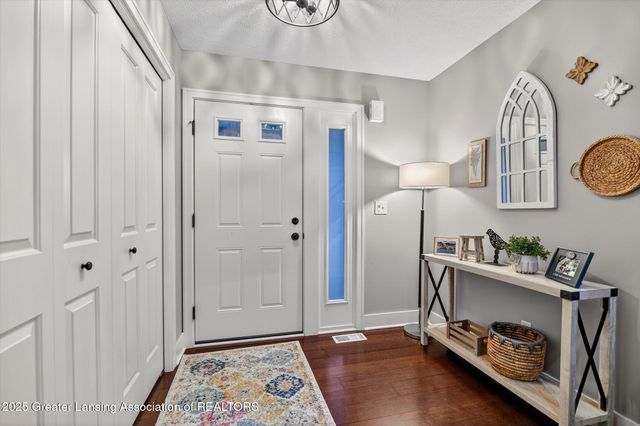 5187 Twinging Drive, Okemos, MI 48864