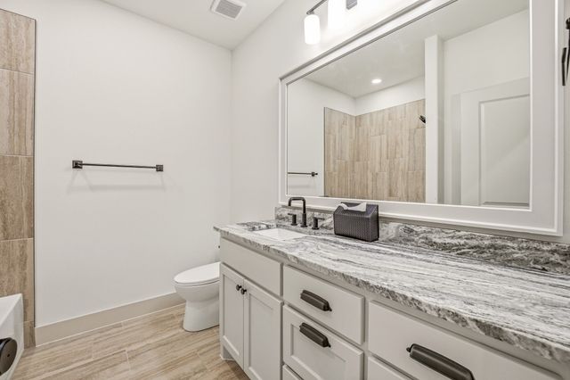 103 Eagle Court, Glen Rose, TX 76077