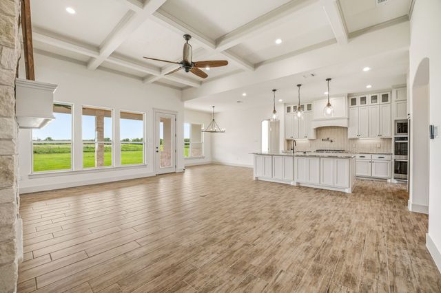 103 Eagle Court, Glen Rose, TX 76077