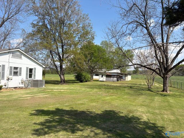 619 Clemons Road, Scottsboro, AL 35769