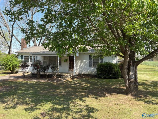 619 Clemons Road, Scottsboro, AL 35769