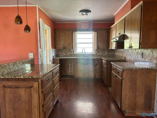 619 Clemons Road, Scottsboro, AL 35769