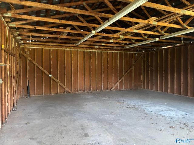 619 Clemons Road, Scottsboro, AL 35769