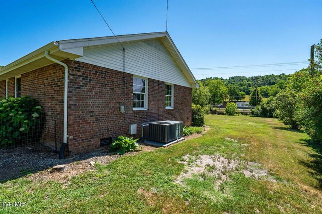 156 Furnace Street, Mountain City, TN 37683