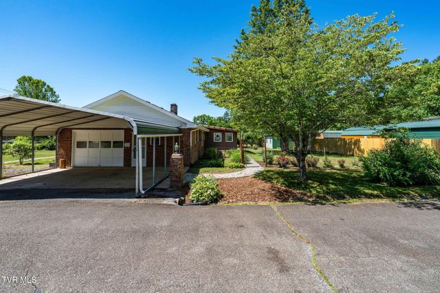 156 Furnace Street, Mountain City, TN 37683
