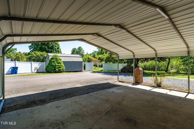 156 Furnace Street, Mountain City, TN 37683