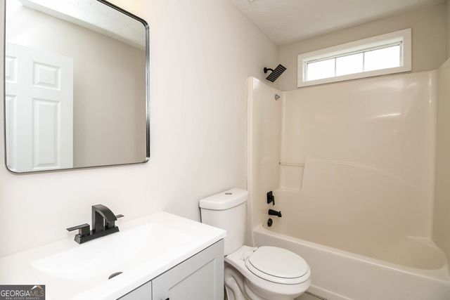 2527 Plymouth Way SE, Conyers, GA 30013