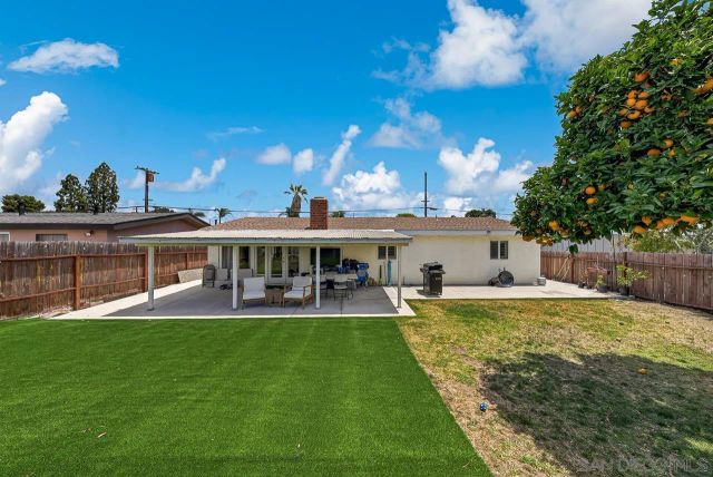 2634 Marathon Dr., San Diego, CA 92123