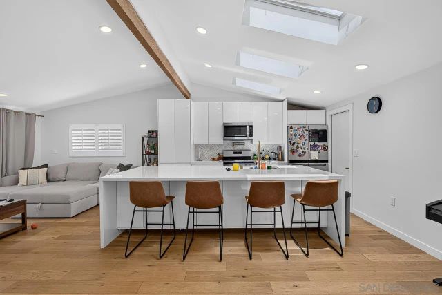 2634 Marathon Dr., San Diego, CA 92123