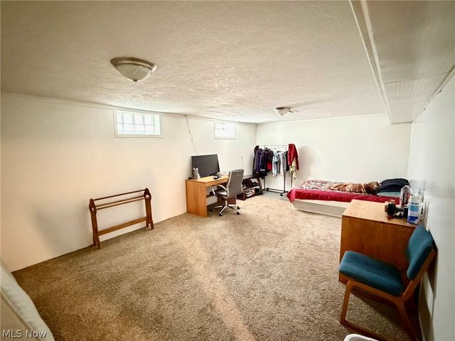 6706 Gilbert Avenue, Parma, OH 44129