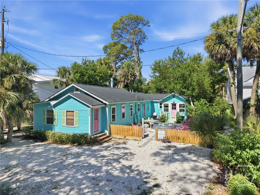 Image 1 of property listing at 1205 Lovell Avenue, Tybee Island, GA 31328