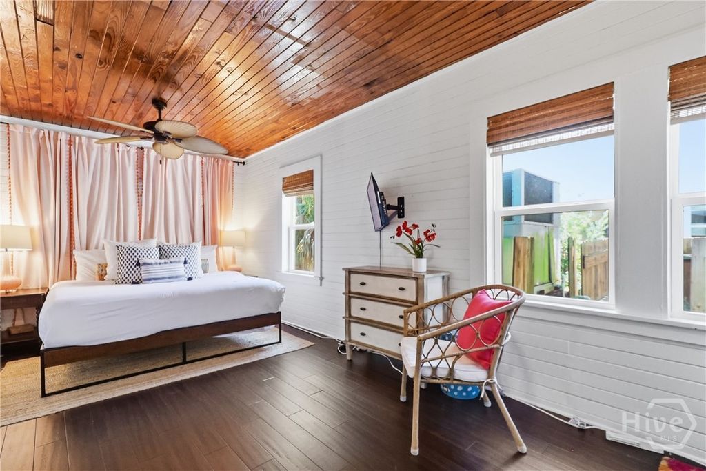 Image 21 of property listing at 1205 Lovell Avenue, Tybee Island, GA 31328