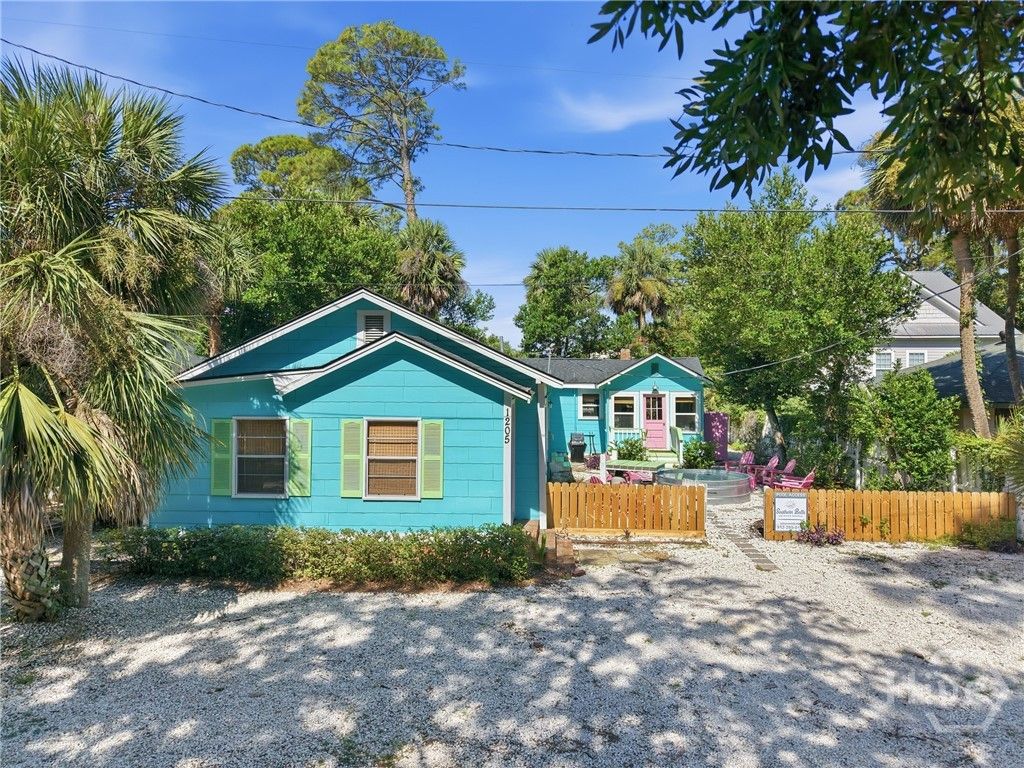 Image 70 of property listing at 1205 Lovell Avenue, Tybee Island, GA 31328