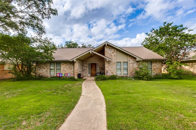1203 Grinnell Drive, Richardson, TX 75081