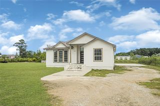 1294 County Road 5100, Cleveland, TX 77327