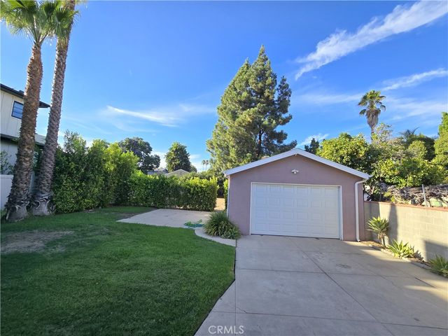 12329 Emelita, Valley Village, CA 91607