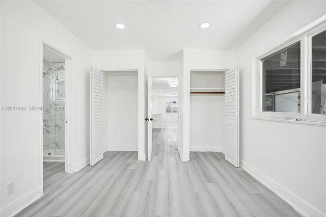2343 NW 28th St, Oakland Park, FL 33311