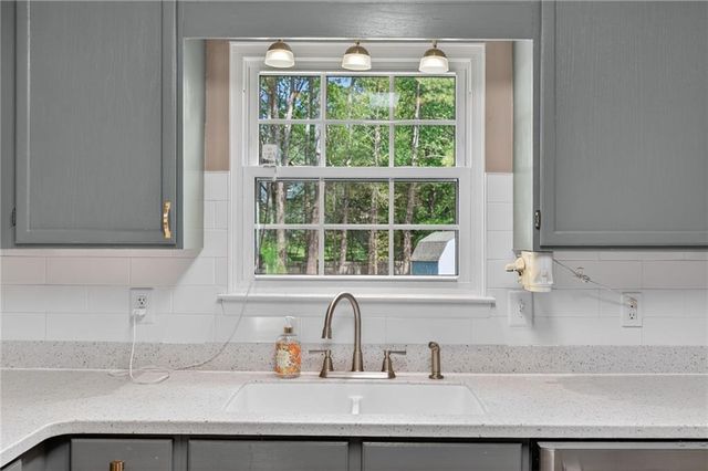 150 Thomas Jefferson Drive, Mcdonough, GA 30253