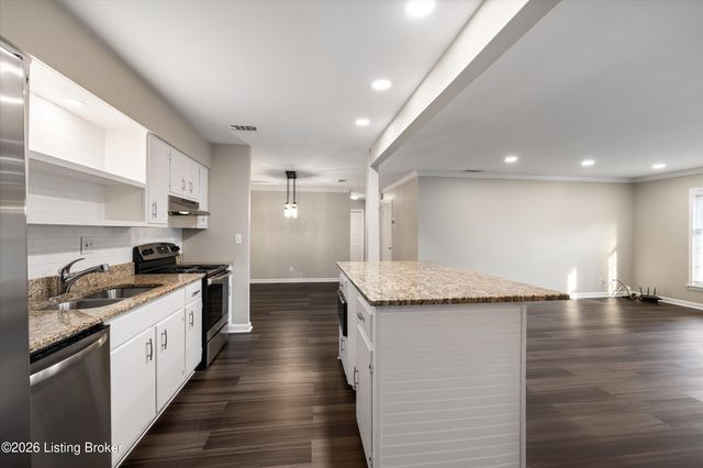 4701 Trowbridge Terrace 104, Louisville, KY 40207