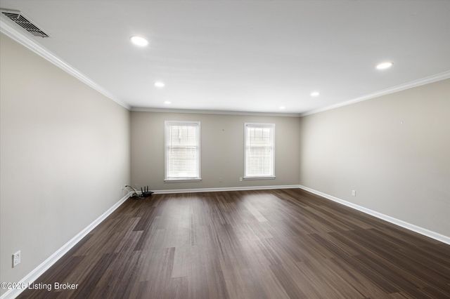 4701 Trowbridge Terrace 104, Louisville, KY 40207
