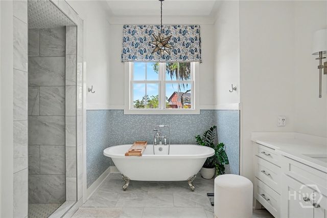 8 Caretakers Lane, Savannah, GA 31404