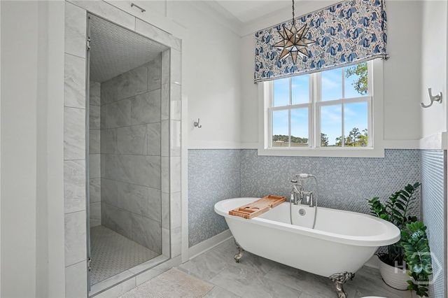 8 Caretakers Lane, Savannah, GA 31404