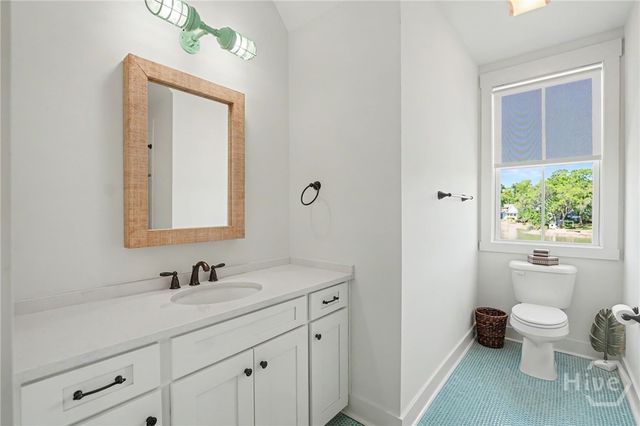 8 Caretakers Lane, Savannah, GA 31404