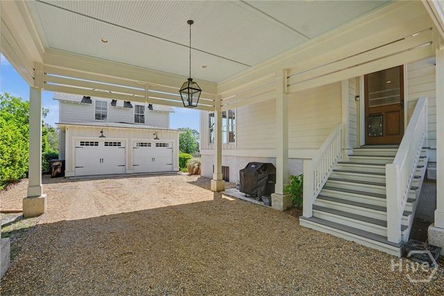 8 Caretakers Lane, Savannah, GA 31404