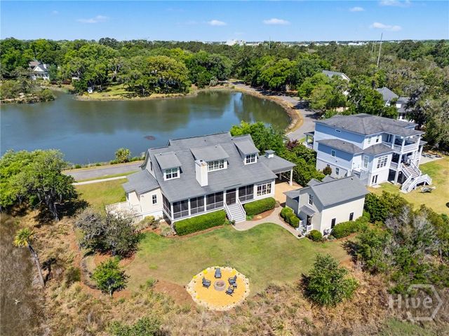 8 Caretakers Lane, Savannah, GA 31404