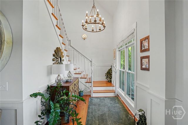 8 Caretakers Lane, Savannah, GA 31404