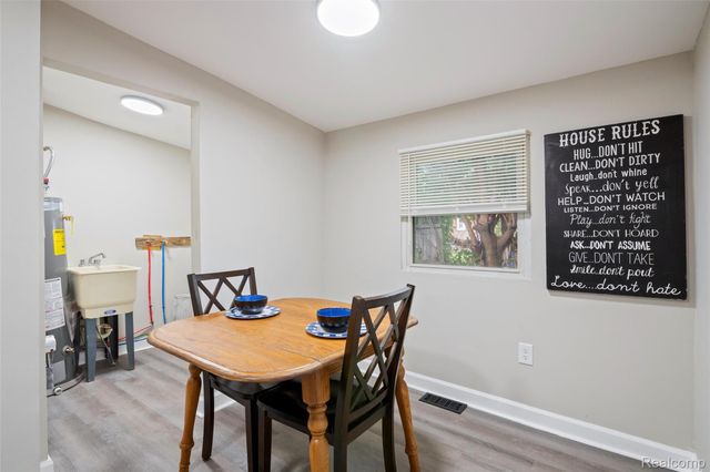 1672 Lafayette Boulevard, Lincoln Park, MI 48146