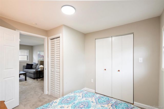 1672 Lafayette Boulevard, Lincoln Park, MI 48146