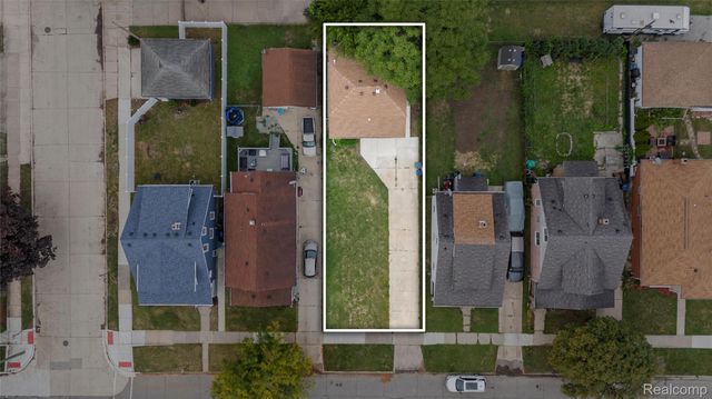 1672 Lafayette Boulevard, Lincoln Park, MI 48146