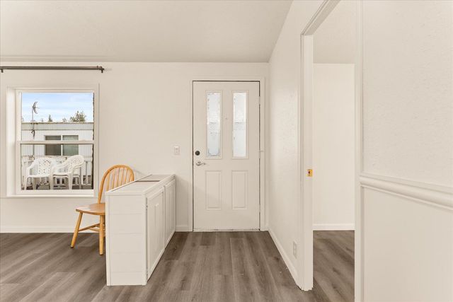 3925 E Farwell Rd, Mead, WA 99021